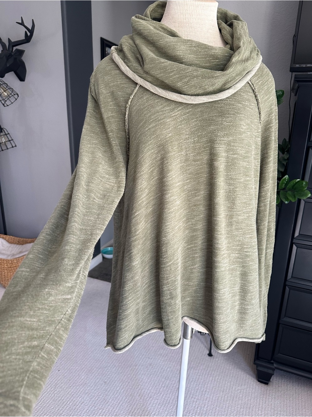 Free People Knit Top Olive Green Cowl Funnel size medium